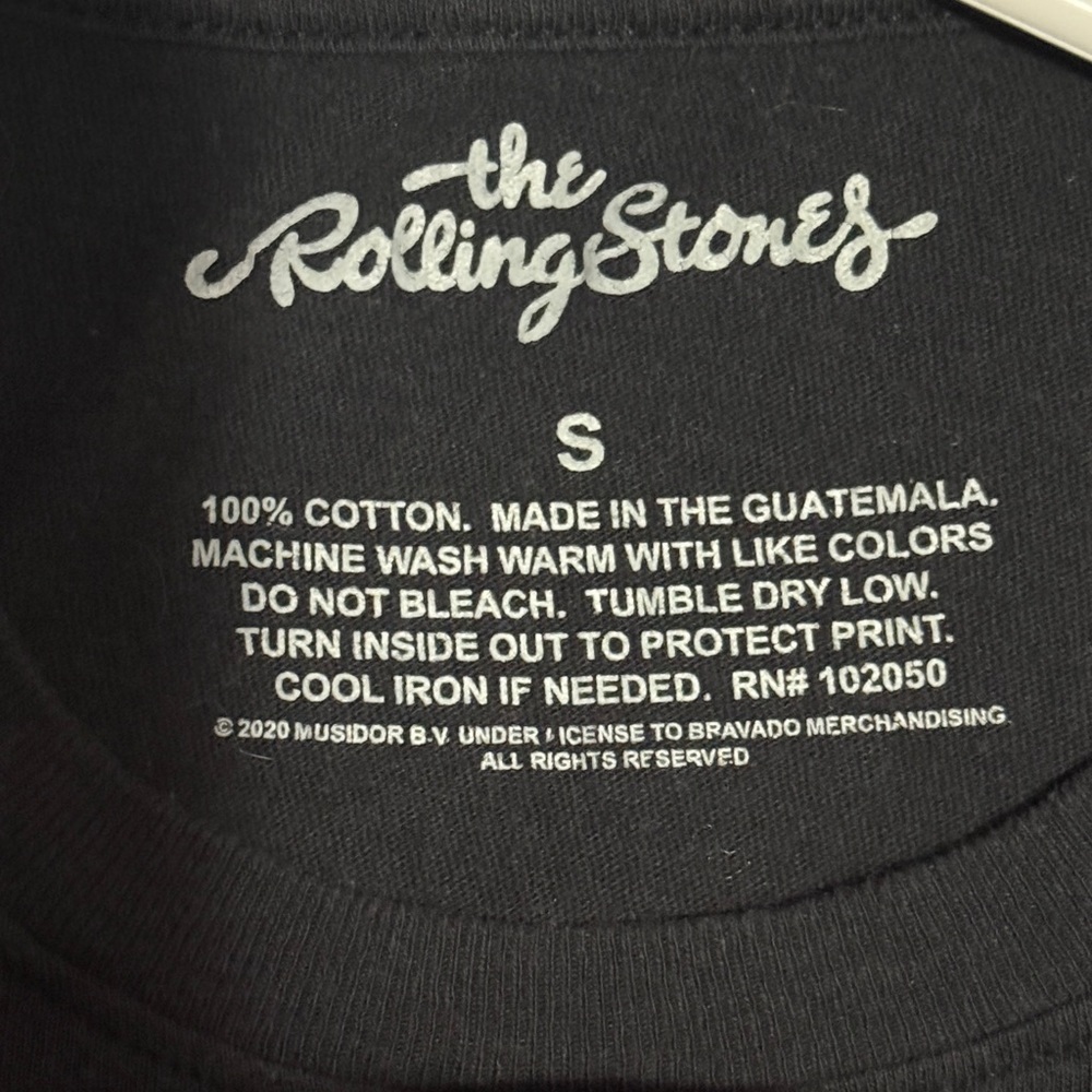 The Rolling Stones Black Tour Tee with Red Graphic - Picture 3 of 3